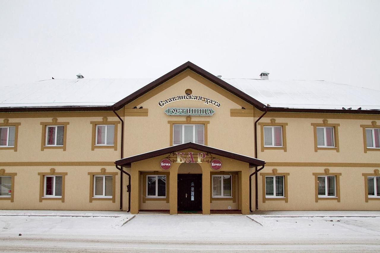Slavyanskaya Hata Hotel Баранавичи Екстериор снимка